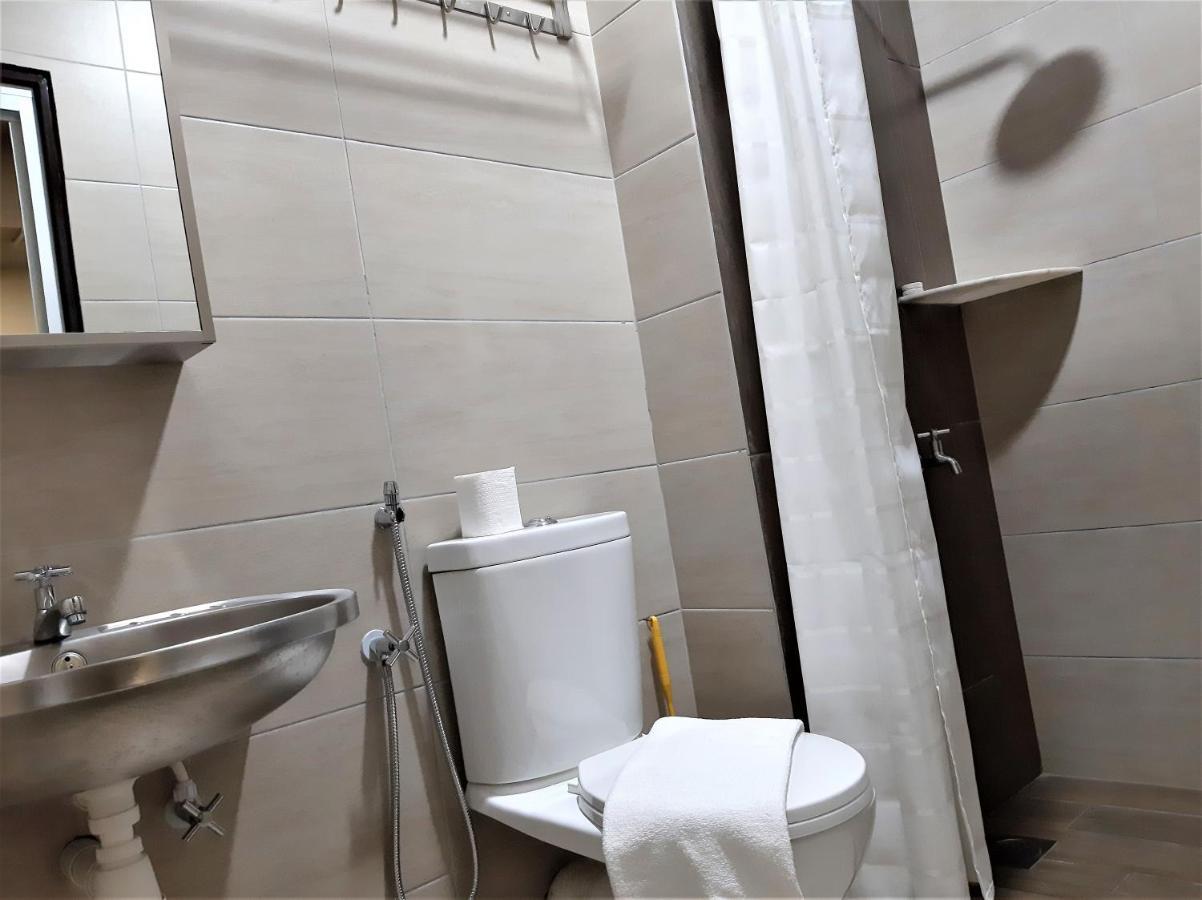 Blue Eyes Hotel Kepala Batas  Ngoại thất bức ảnh